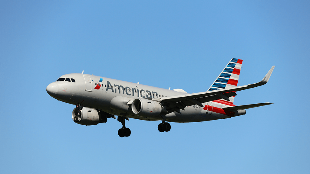 American Airlines Eyes Citigroup Over Barclays for Key Credit Card Deal